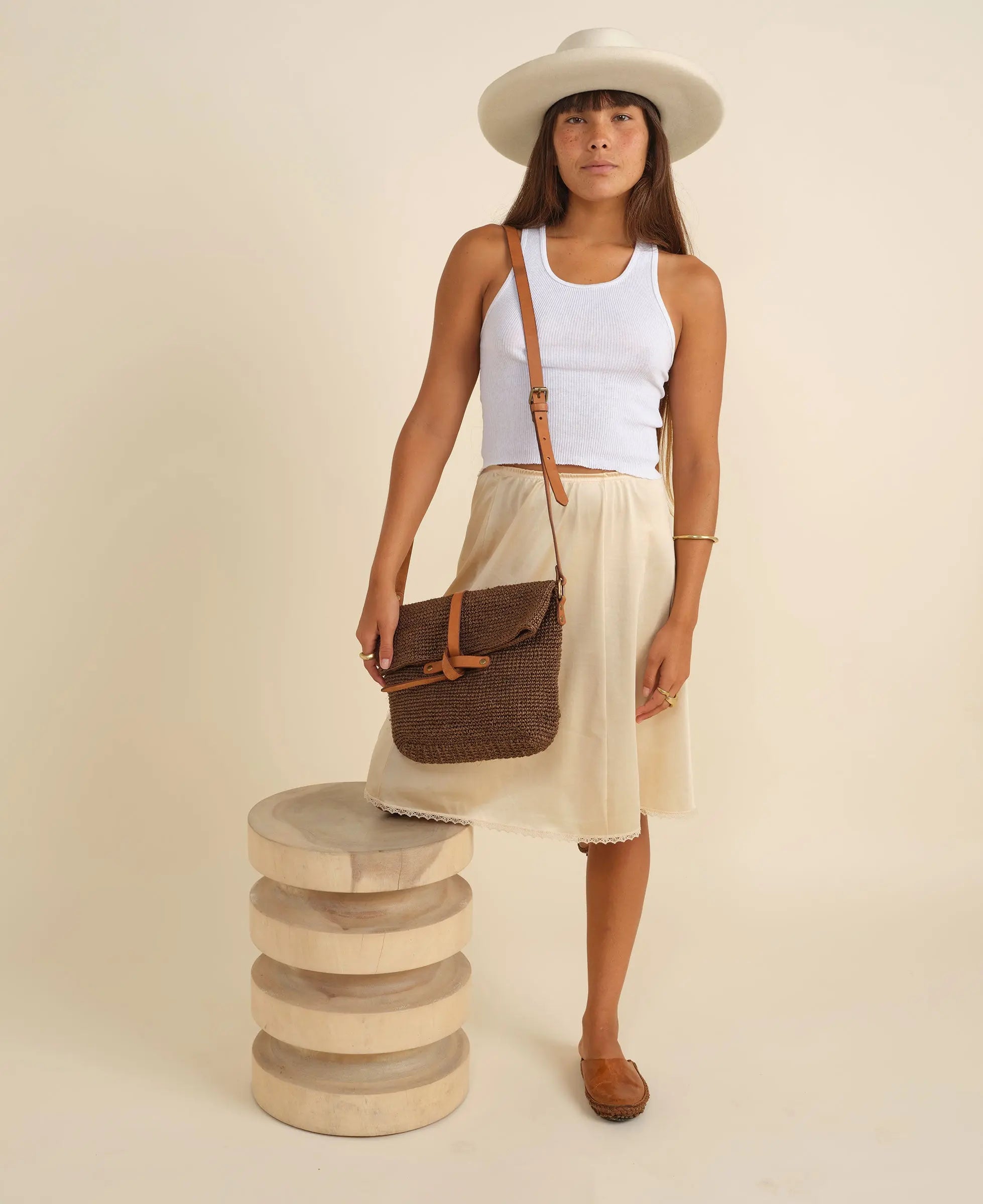 Carmen - Knotted Crossbody | Oak Brown Minga