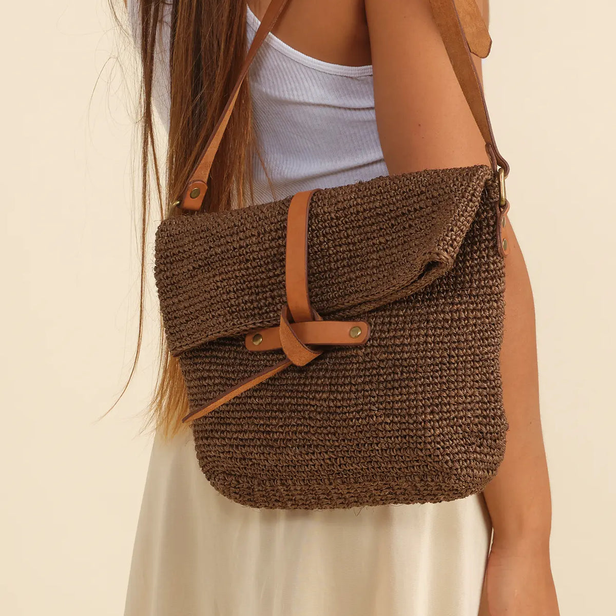 Carmen - Knotted Crossbody | Oak Brown – Made by Minga