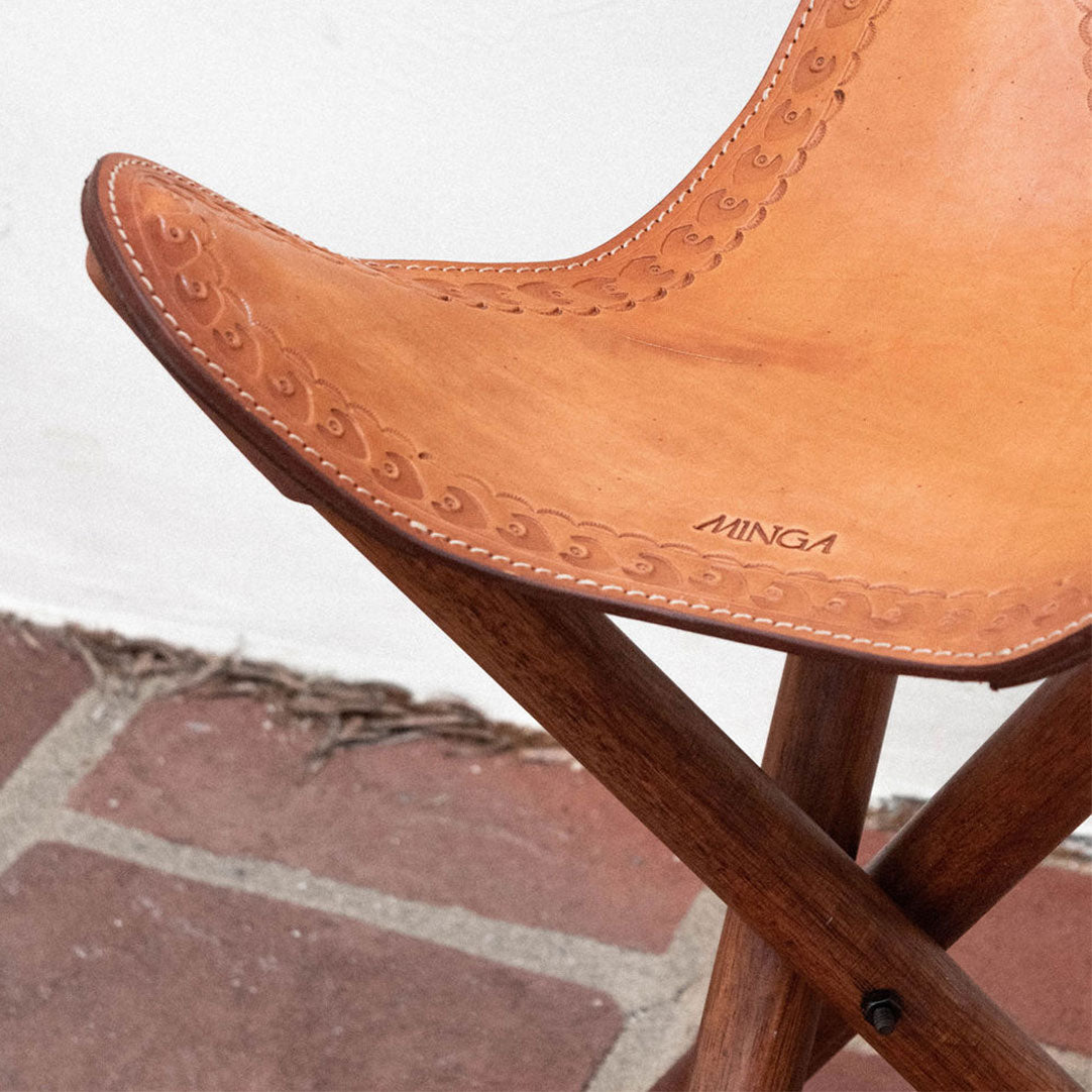 [WS] Handmade Leather Stool Minga
