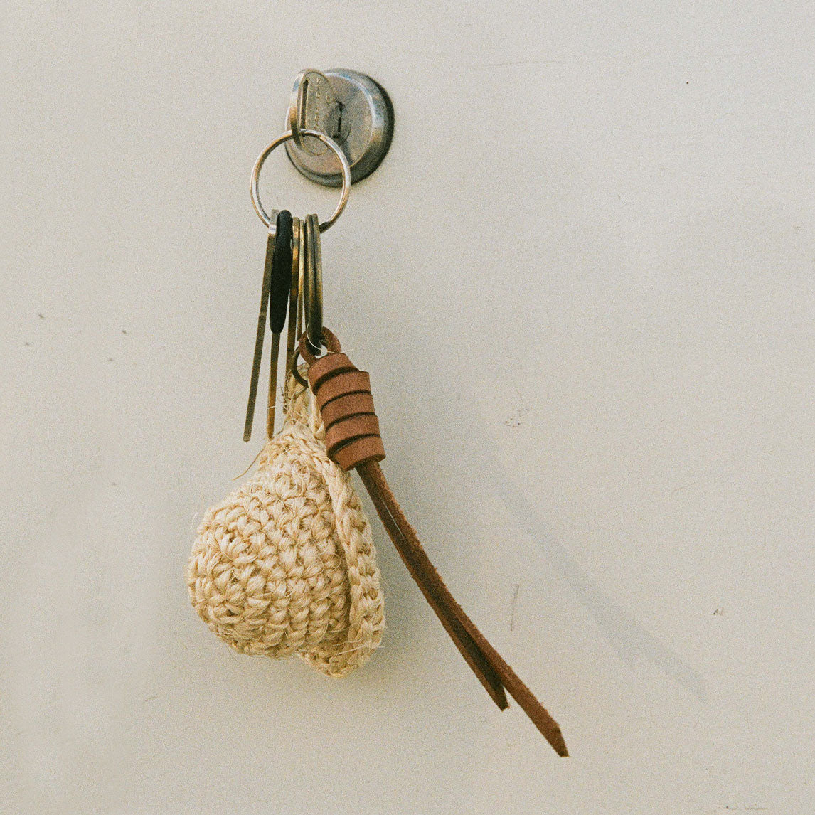 Minga | Mini Crochet Hat Keychain | Brass Ring | Veg-tanned
