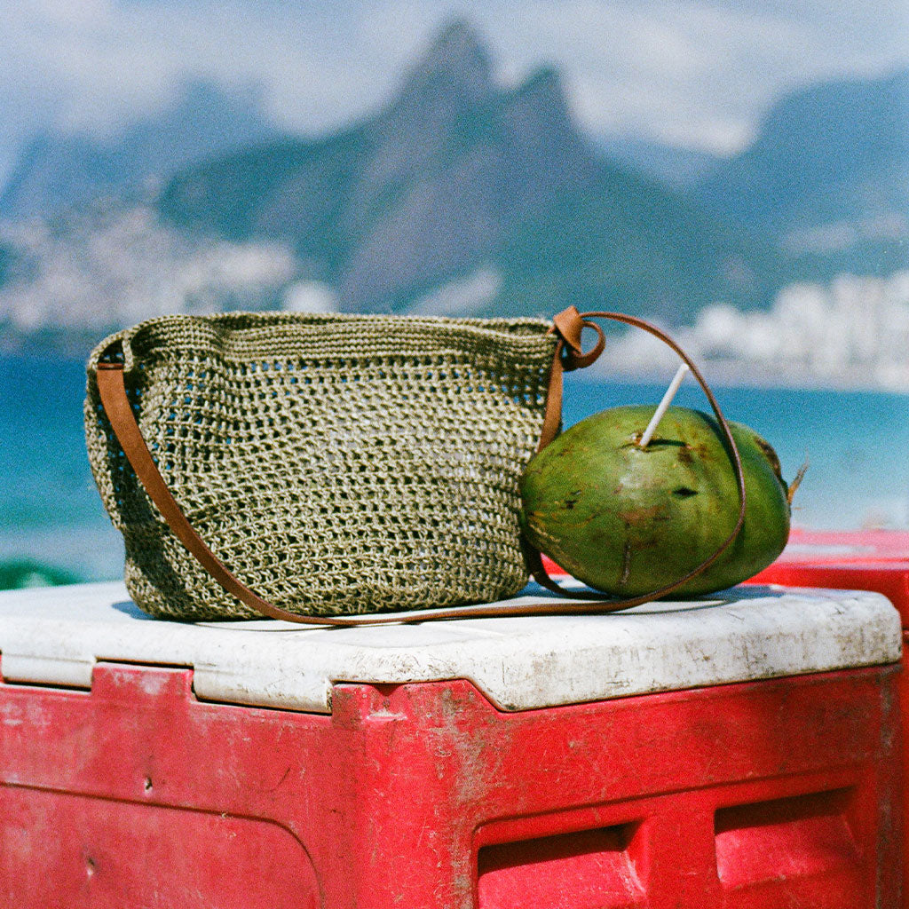 MINGA | Woven Market Bag with Adjustable Leather Strap | Green